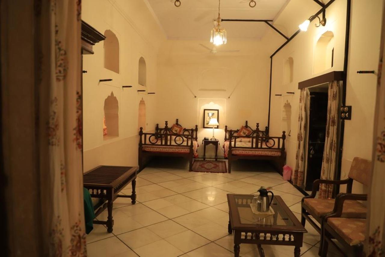 בהאראטפור Mahal Khas Palace מראה חיצוני תמונה